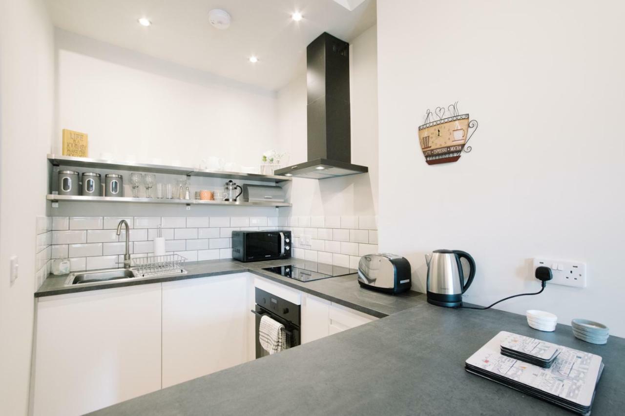 Beautiful City Centre Apartment - Holyrood Park إدنبرة المظهر الخارجي الصورة
