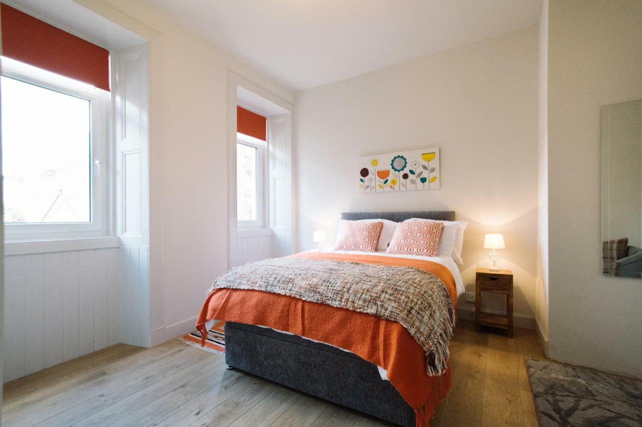 Beautiful City Centre Apartment - Holyrood Park إدنبرة المظهر الخارجي الصورة